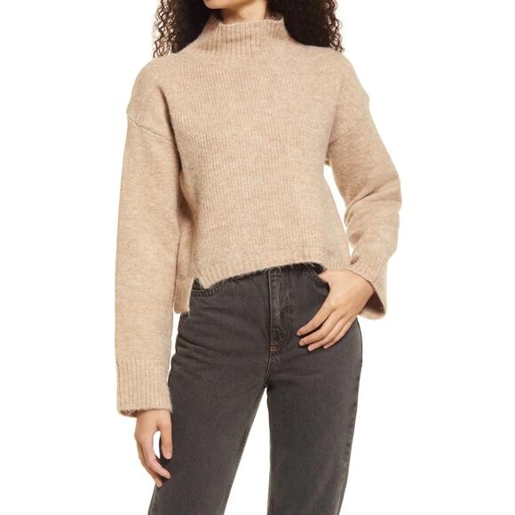 Topshop Sweaters - Topshop Sweater Size 0-2 Mock Neck Crop Beige Pullover Oversized
